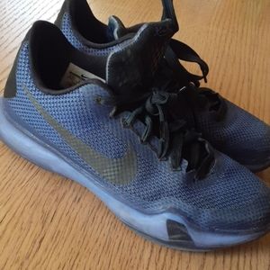 Nike Kobe X Blackout. Size 6.5Y.